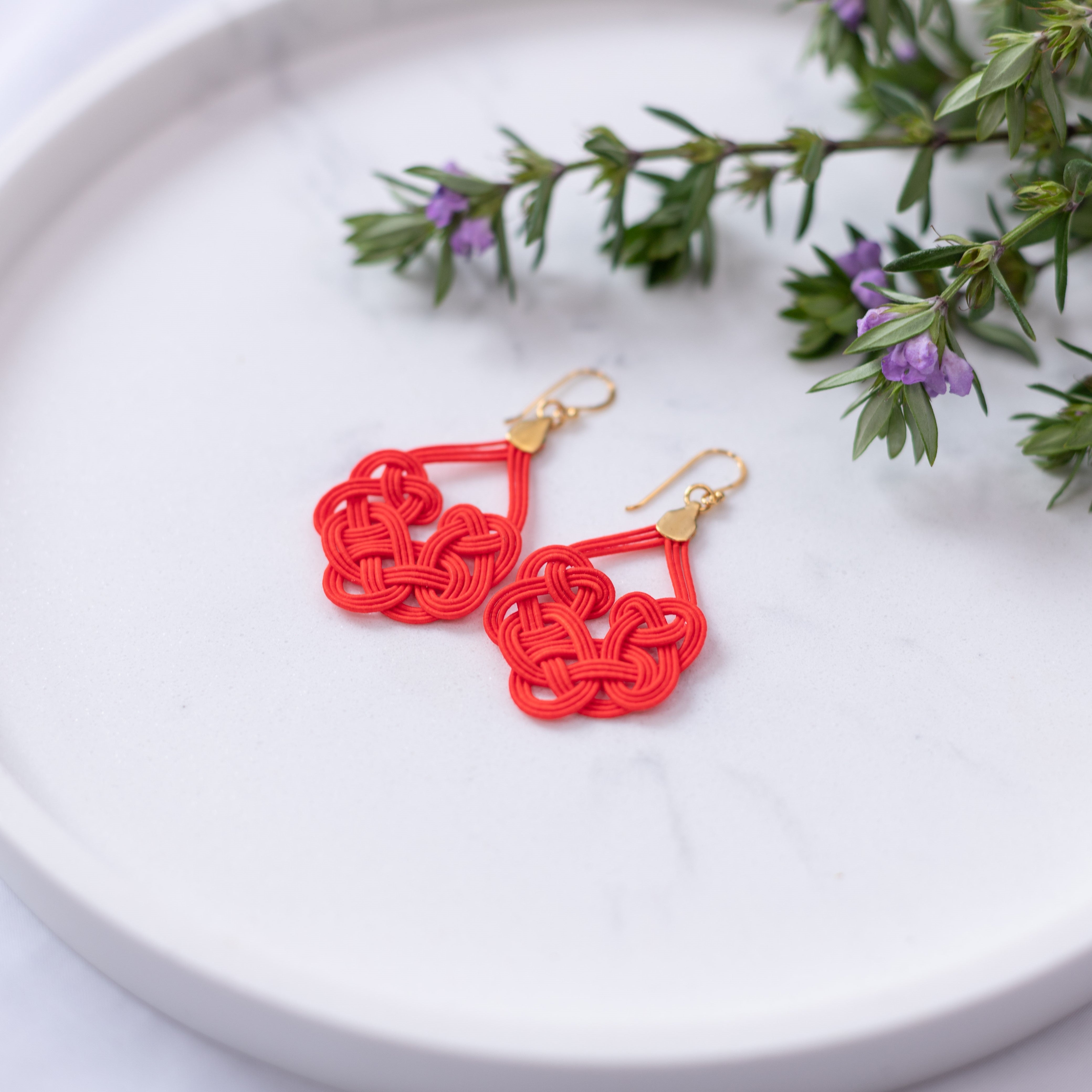 Red and Gold Flake Japanese Paper Earrings – No Man's Land