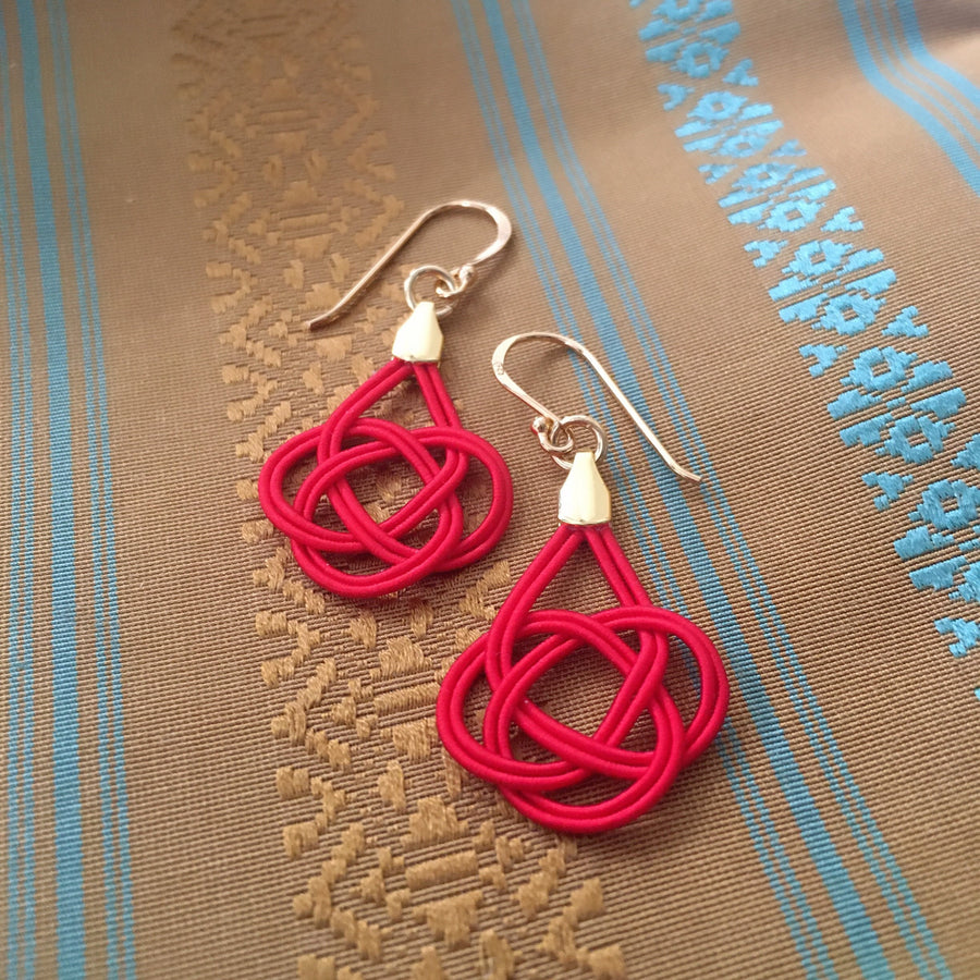 Maiko petit earrings - Japan red